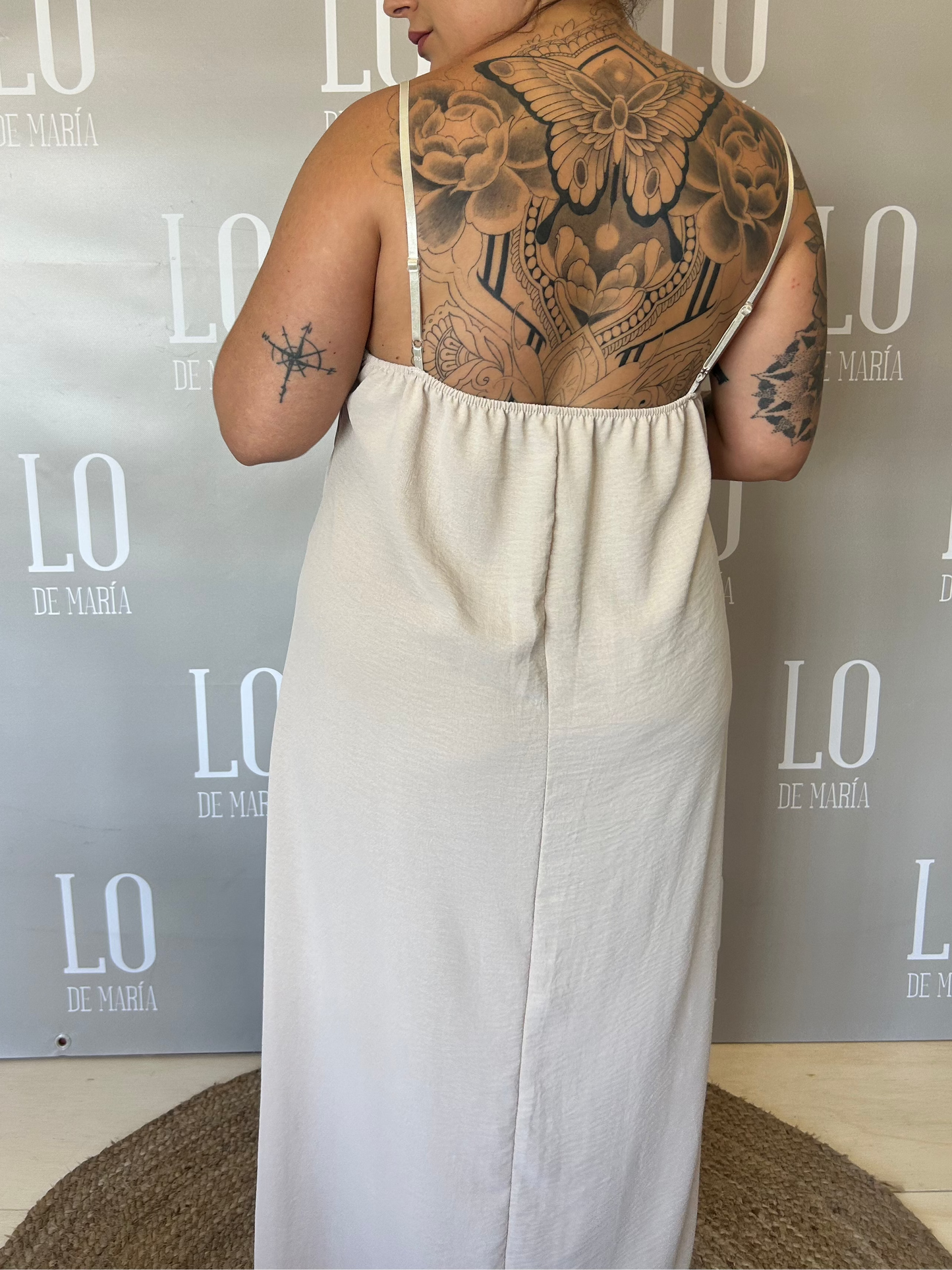 VESTIDO LENCERO