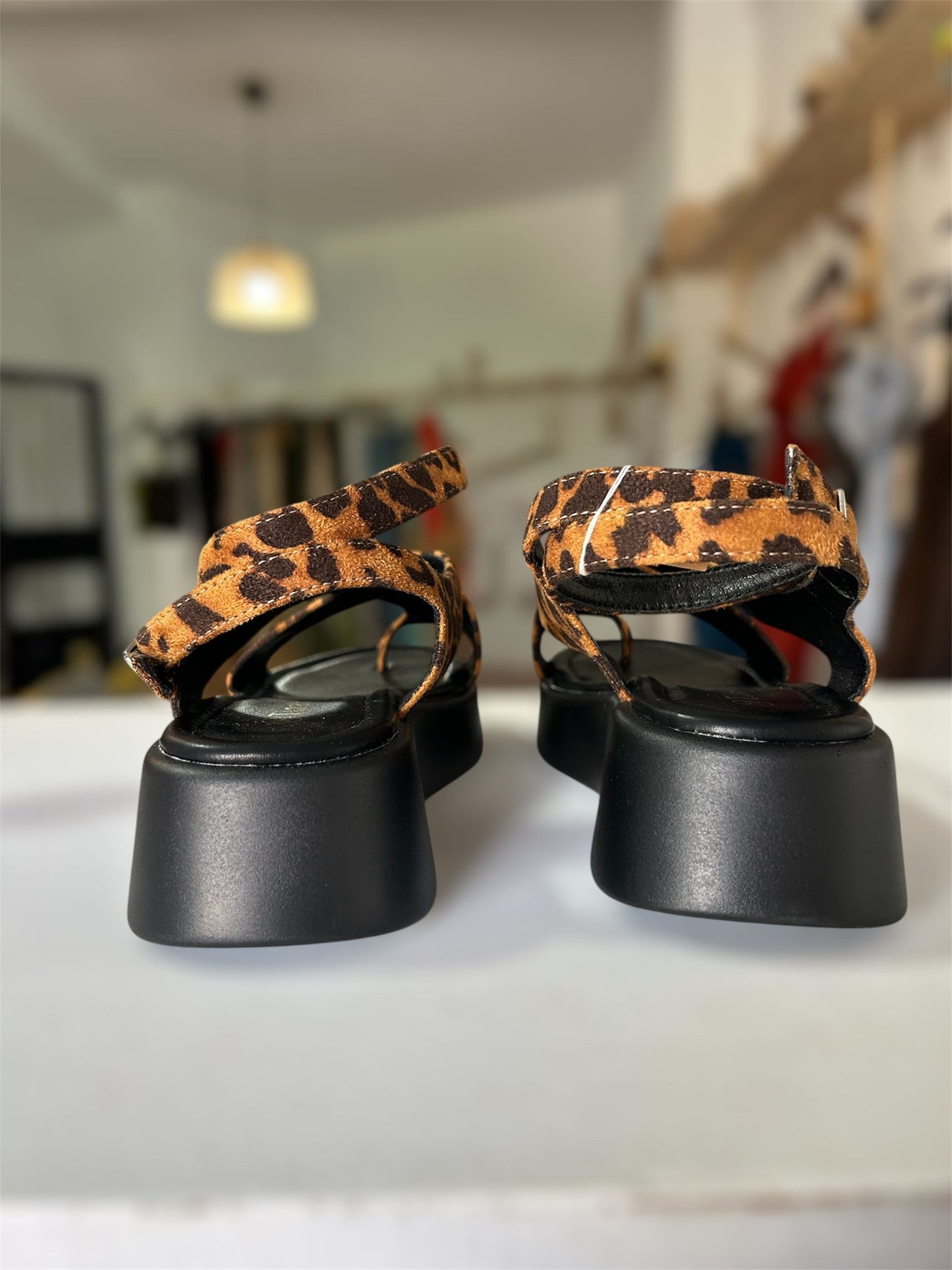 SANDALIAS LEOPARDO