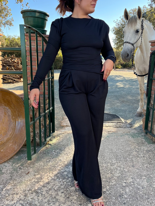 CONJUNTO MOCCA ASIMETRICO NEGRO